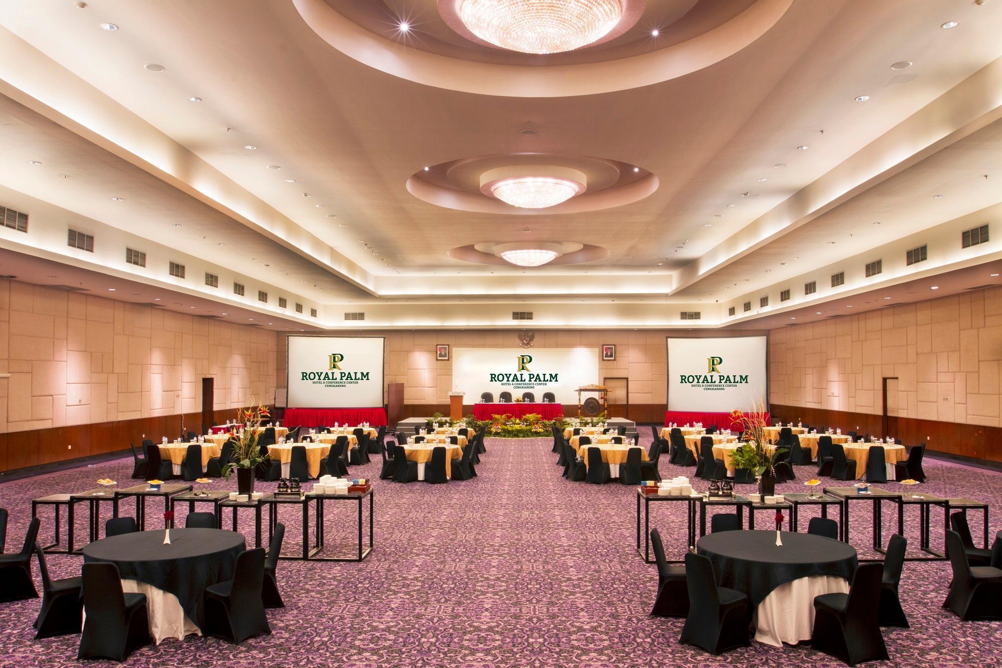 Royal Palm Hotel & Conference Center Cengkareng Jakarta Extérieur photo